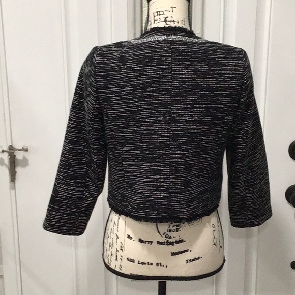 NWOT. FRENCHI Metallic 3/4 Sleeves Open Front Short Blazer Size Small P2P 17” - Picture 8 of 11